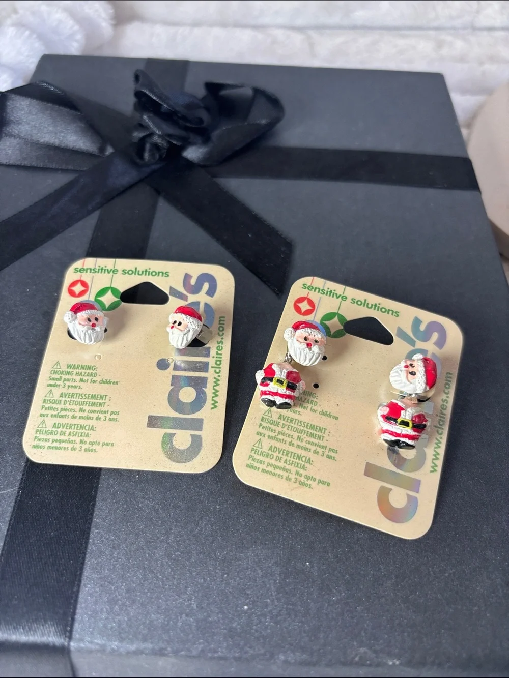 Claire's Kids Santa Stud Earrings Face Only and Face and Body NWT